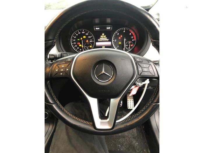 Left airbag (steering wheel) from a Mercedes-Benz B (W246,242) 1.5 B-180 CDI 16V 2015