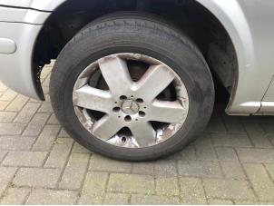 Used Set of wheels + tyres Mercedes Vito (639.7) Price € 302,50 Inclusive VAT offered by van Sabben Parts