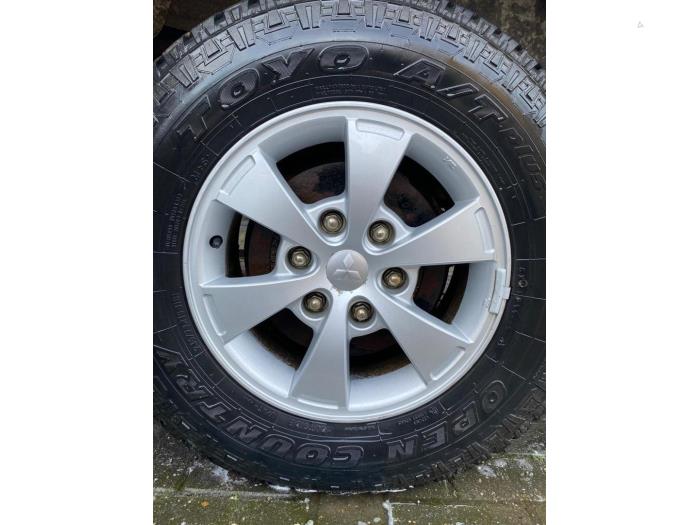 Mitsubishi L200 Wheels + tyres stock | ProxyParts.com