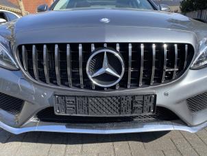 New Grille Mercedes C (W205) C-200 2.0 CGI 16V Price € 266,20 Inclusive VAT offered by van Sabben Parts