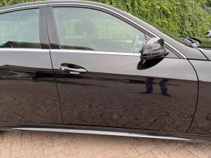 Usagé Marche-pied (list de couverture) droite Mercedes E (W212) E-250 CDI 16V BlueEfficiency,BlueTec Prix € 175,00 Règlement à la marge proposé par van Sabben Parts
