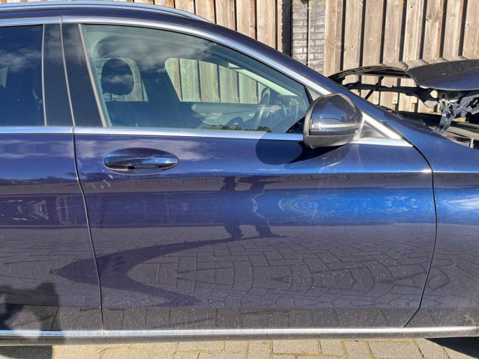 Używane Próg drzwi prawa Mercedes C Estate (S205) C-200d 2.2 16V Cena € 100,00 Procedura marży oferowane przez van Sabben Parts