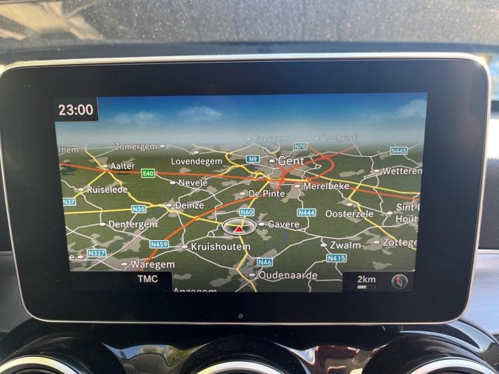 Gebrauchte Command System Display Mercedes C Estate (S205) C-200d 2.2 16V Preis € 300,00 Margenregelung angeboten von van Sabben Parts