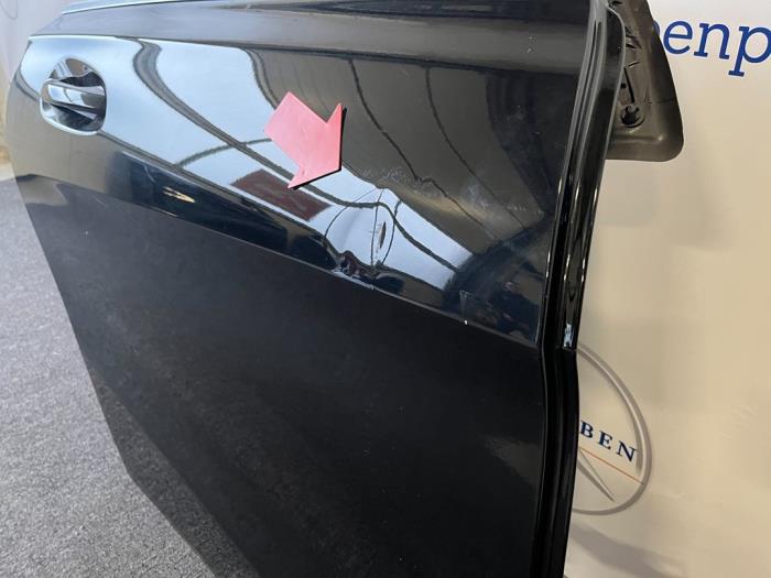 Portière 4portes arrière droite d'un Mercedes-Benz CLA (117.3) 1.6 CLA-200 16V 2017