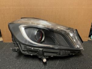 Used Headlight, right Mercedes A (W176) 1.5 A-180 CDI, A-180d 16V Price € 600,00 Margin scheme offered by van Sabben Parts