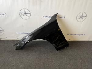 Used Front wing, left Mercedes E (W213) E-200 2.0 Turbo 16V 4-Matic Price € 450,00 Margin scheme offered by van Sabben Parts