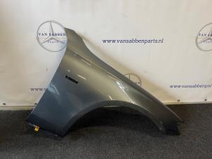 Used Front wing, right Mercedes E (W213) E-200d 2.0 Turbo 16V Price € 450,00 Margin scheme offered by van Sabben Parts