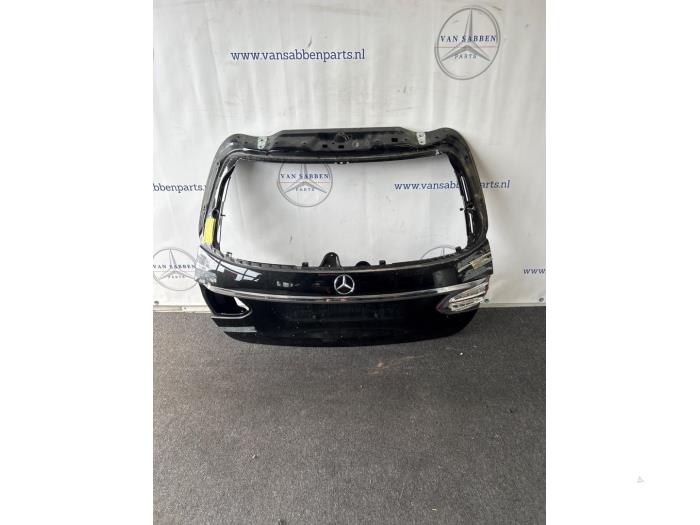 Używane Tylna klapa Mercedes C Estate (S205) C-180 1.6 16V BlueEfficiency Cena € 150,00 Procedura marży oferowane przez van Sabben Parts
