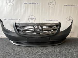 Usados Parachoques Mercedes Vito (447.6) 1.6 111 CDI 16V 4x4 Precio € 242,00 IVA incluido ofrecido por van Sabben Parts
