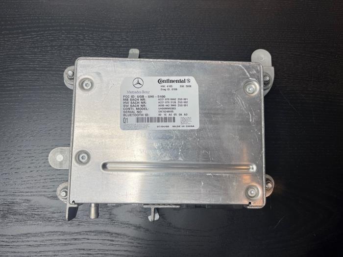 Begagnade Telefonmodul Mercedes S (W221) 3.0 S-320 CDI 24V 4-Matic Pris € 75,00 Marginaltabell erbjuds av van Sabben Parts