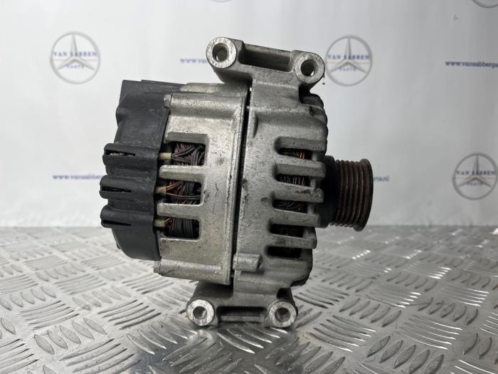 Begagnade Dynamo Mercedes Vito (447.6) 2.2 114 CDI 16V Pris € 151,25 Inklusive moms erbjuds av van Sabben Parts