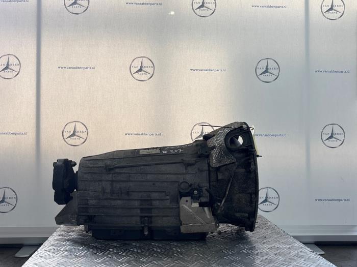 Usagé Boite de vitesses Mercedes E (C207) E-350 CDI BlueEfficiency 3.0 V6 24V Prix € 700,00 Règlement à la marge proposé par van Sabben Parts