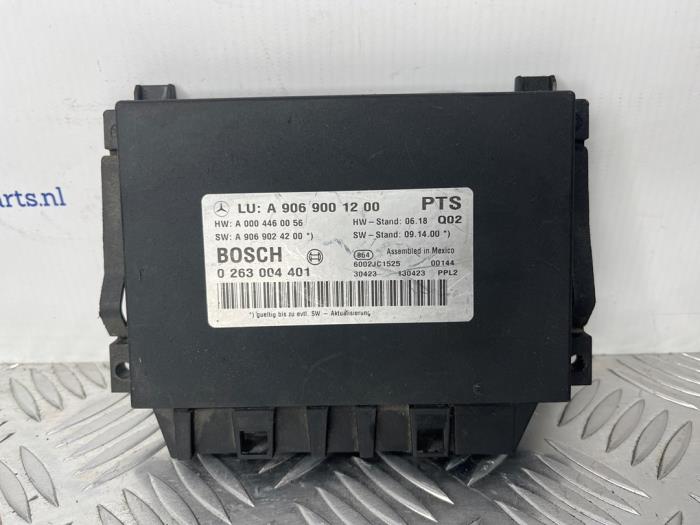 Begagnade PDC-modul Mercedes Sprinter 3,5t (906.63) 316 CDI 16V 4x4 Pris € 60,50 Inklusive moms erbjuds av van Sabben Parts