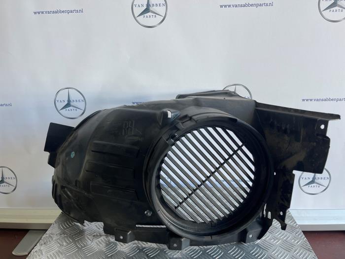Używane Nadkole Mercedes A-Klasse AMG (177.0) 2.0 A-35 AMG Turbo 16V 4Matic Cena € 150,00 Procedura marży oferowane przez van Sabben Parts