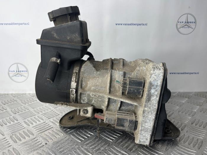 Usagé Pompe de direction Mercedes ML II (164/4JG) 3.0 ML-350 CDI BlueTec 4-Matic V6 24V Prix € 200,00 Règlement à la marge proposé par van Sabben Parts