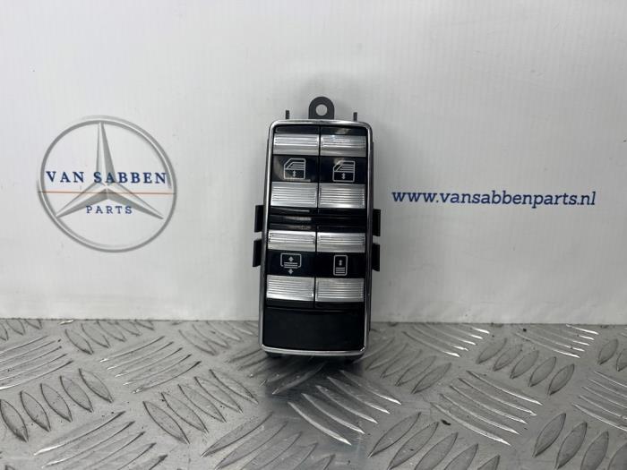 Usados Interruptor de ventanilla eléctrica Mercedes S (W221) 3.5 S-350 24V Precio € 50,00 Norma de margen ofrecido por van Sabben Parts