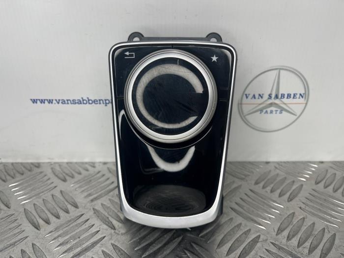 Used On-board computer controller Mercedes C (W205) 2.2 C-220 CDI 16V BlueTEC Price € 50,00 Margin scheme offered by van Sabben Parts