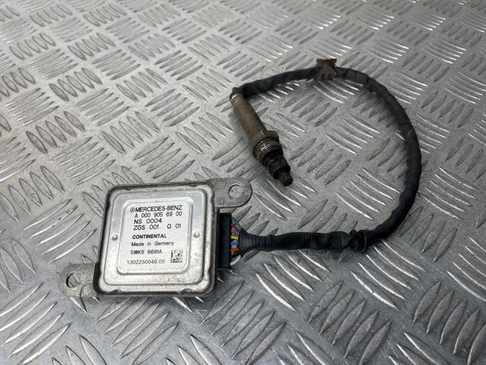 Usados Sensor Nox Mercedes E (C207) E-300 CDI V6 24V Precio € 150,00 Norma de margen ofrecido por van Sabben Parts