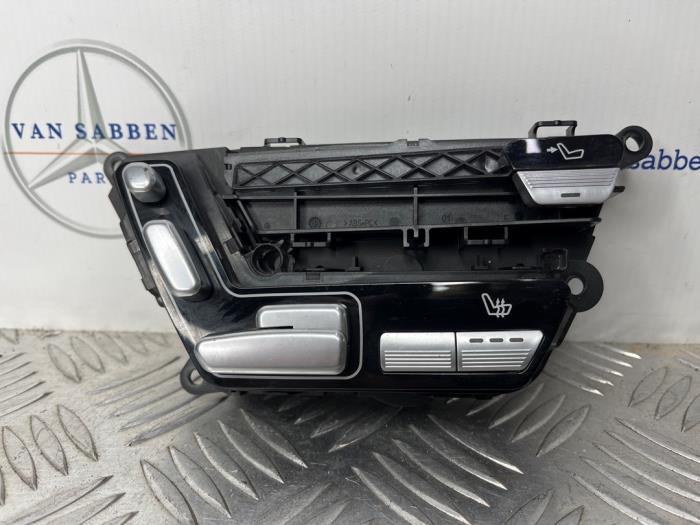 Begagnade Brytare, eldrivet säte Mercedes S (W221) 3.0 S-320 CDI 24V 4-Matic Pris € 50,00 Marginaltabell erbjuds av van Sabben Parts