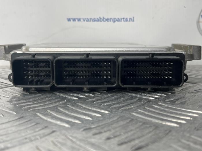 Engine management computer from a Mercedes-Benz Citan (415.6) 1.5 109 CDI 2013