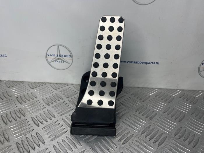 Accelerator pedal Mercedes C C-300 2.0 EQ Boost Turbo - A2233000100