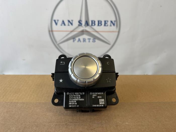 Usados Interruptor MMI Mercedes E (W212) E-250 CDI 16V BlueEfficiency Precio € 50,00 Norma de margen ofrecido por van Sabben Parts