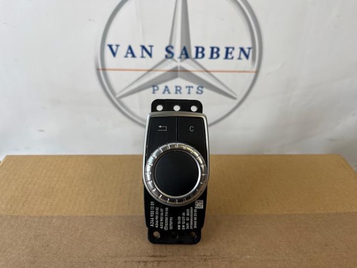 Usados Interruptor MMI Mercedes A (W176) 1.6 A-180 16V Precio € 30,00 Norma de margen ofrecido por van Sabben Parts
