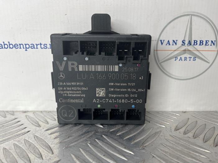 Używane Modul centralnego zamka Mercedes A (W176) 2.0 A-250 Turbo 16V Cena € 25,00 Procedura marży oferowane przez van Sabben Parts