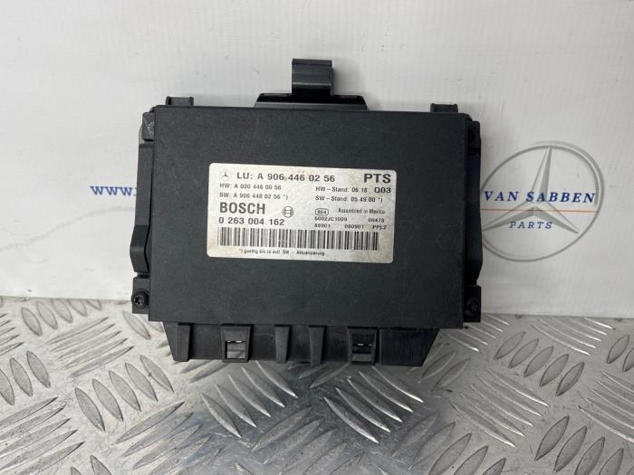Begagnade PDC-modul Mercedes Sprinter 3,5t (906.63) 315 CDI 16V Pris € 42,35 Inklusive moms erbjuds av van Sabben Parts