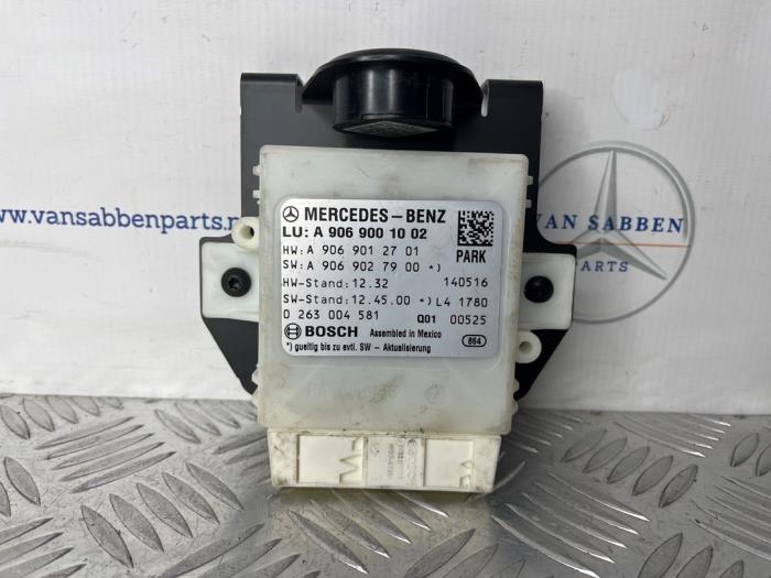 Usagé Module PDC Mercedes Sprinter 3,5t (906.63) 313 CDI 16V Prix € 90,75 Prix TTC proposé par van Sabben Parts