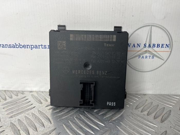 Używane Modul gateway Mercedes S (W221) 3.5 S-350 24V Cena € 50,00 Procedura marży oferowane przez van Sabben Parts