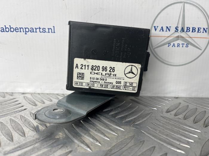 Używane Modul alarmu Mercedes E (W211) 3.0 E-280 CDI 24V Cena € 20,00 Procedura marży oferowane przez van Sabben Parts