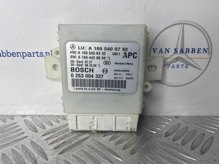 Usados Módulo PDC Mercedes A (W169) 1.5 A-150 Precio € 40,00 Norma de margen ofrecido por van Sabben Parts