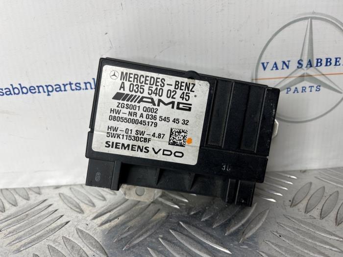Usagé Divers Mercedes C-Klasse AMG (W204) 6.2 C-63 AMG V8 32V Performance Pack Plus Prix € 75,00 Règlement à la marge proposé par van Sabben Parts