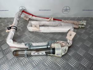 Begagnade Takgardinairbag, höger Mercedes C (W206) C-300 2.0 EQ Boost Turbo Pris € 200,00 Marginaltabell erbjuds av van Sabben Parts
