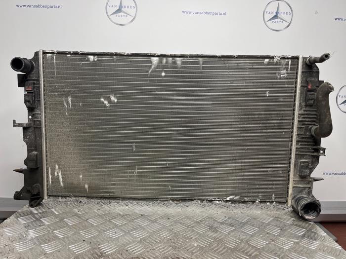 Usagé Radiateur Mercedes Sprinter 3,5t (906.63) 313 CDI 16V Prix € 48,40 Prix TTC proposé par van Sabben Parts
