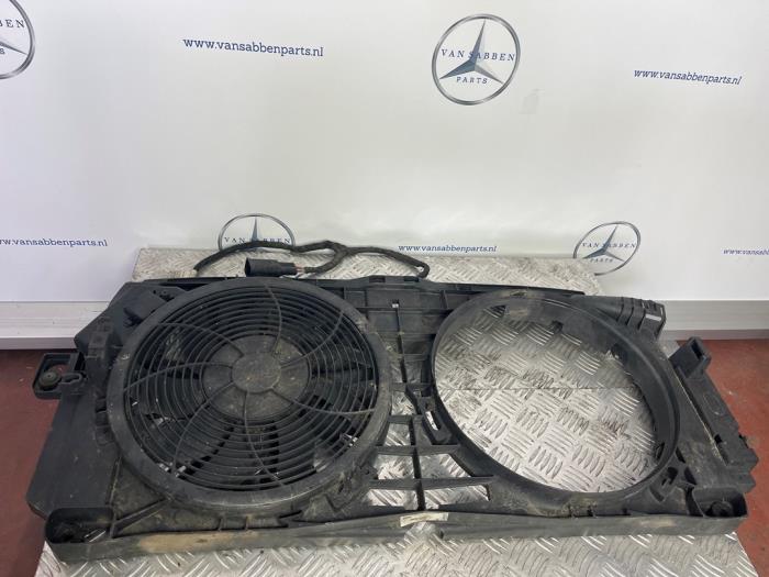 Używane Silnik wentylatora Mercedes Sprinter 3,5t (906.63) 310 CDI 16V Cena € 121,00 Z VAT oferowane przez van Sabben Parts