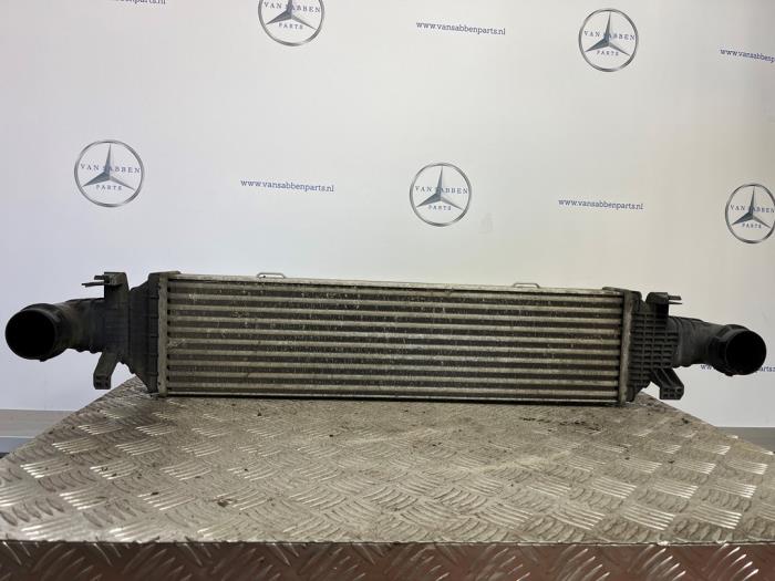 Usados Intercooler Mercedes E (W212) E-220 CDI 16V BlueEfficiency Precio € 30,00 Norma de margen ofrecido por van Sabben Parts