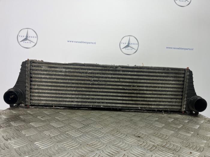 Usados Intercooler Mercedes Vito (639.6) 2.2 110 CDI 16V Euro 5 Precio € 60,50 IVA incluido ofrecido por van Sabben Parts