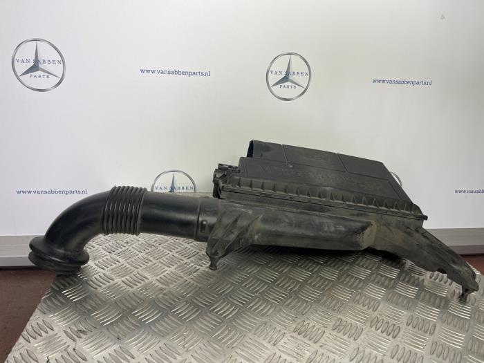 Begagnade Luftfilterhus Mercedes Vito (639.6) 2.2 116 CDI 16V Euro 5 Pris € 36,30 Inklusive moms erbjuds av van Sabben Parts