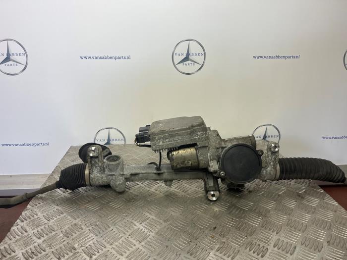 Begagnade Styrbox Mercedes B (W246/W242) 1.6 B-200 BlueEFFICIENCY Turbo 16V Pris € 200,00 Marginaltabell erbjuds av van Sabben Parts
