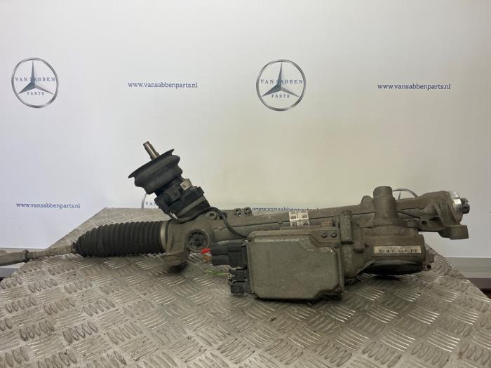 Begagnade Styrbox Mercedes A (W176) 1.6 A-180 16V Pris € 200,00 Marginaltabell erbjuds av van Sabben Parts