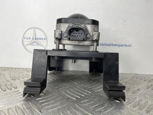 Używane czujnik radarowy Mercedes C (W205) C-300 2.0 Turbo 16V Cena € 350,00 Procedura marży oferowane przez van Sabben Parts