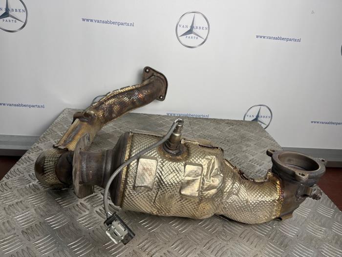 Używane Katalizator Mercedes A (177.0) 2.0 A-250 Turbo 16V Cena € 600,00 Procedura marży oferowane przez van Sabben Parts