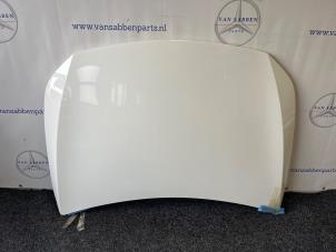 Used Bonnet Mercedes A (177.0) 1.3 A-180 Turbo 16V Price € 500,00 Margin scheme offered by van Sabben Parts