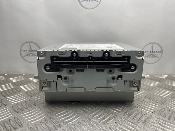 Gebrauchte Navigation Modul Mercedes C (W205) 2.2 C-220 CDI 16V BlueTEC Preis € 300,00 Margenregelung angeboten von van Sabben Parts