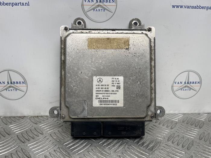 Używane Komputer sterowania silnika Mercedes C Estate (S205) C-200d 2.2 16V Cena € 125,00 Procedura marży oferowane przez van Sabben Parts
