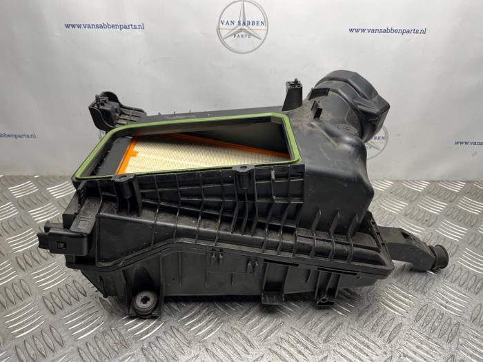 Begagnade Luftfilterhus Mercedes Vito (447.6) 2.0 110 CDI 16V Pris € 60,50 Inklusive moms erbjuds av van Sabben Parts
