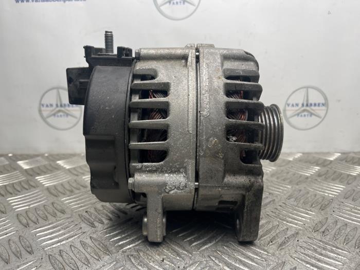 Begagnade Dynamo Mercedes Vito (447.6) 2.0 110 CDI 16V Pris € 151,25 Inklusive moms erbjuds av van Sabben Parts