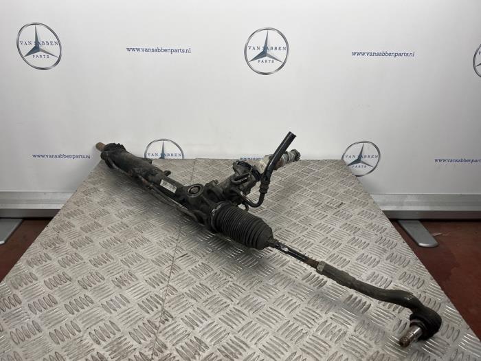 Begagnade Styrbox Mercedes C (W204) 1.6 C-180 16V BlueEfficiency Pris € 350,00 Marginaltabell erbjuds av van Sabben Parts